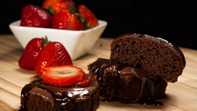 Chocolate cake bite strawberries wooden #3 free wallpaper for desktop - medium preview image