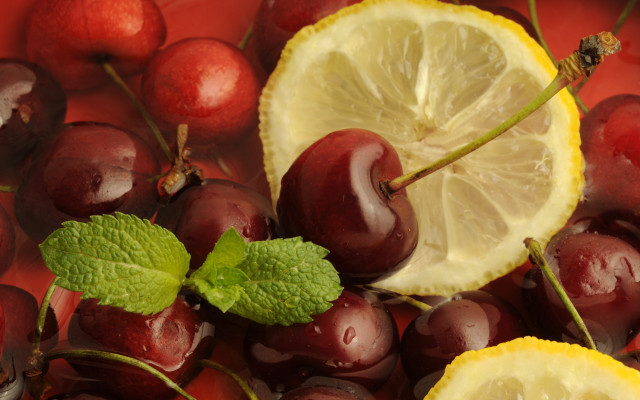 Cherries lemon lime water droplets free wallpaper for desktop - medium preview image