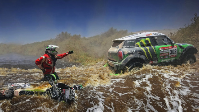 River mountain landscape military vehicle free wallpaper for desktop - medium preview image