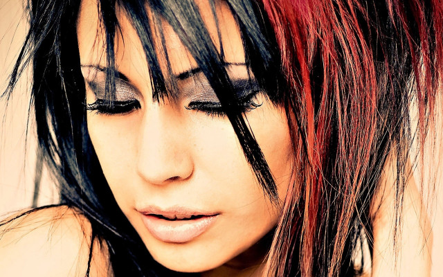 Redhair blackeyes gothic portrait araceli free wallpaper for desktop - medium preview image