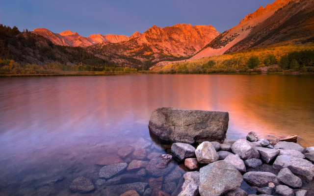 Lake rocks mountain sunset pink free wallpaper for desktop - medium preview image