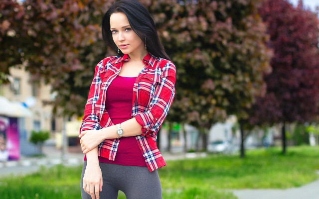 Park elina karimova blurry bokeh free wallpaper for desktop - medium preview image