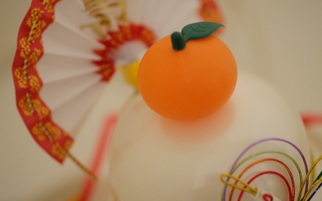 Orange umbrella fan food blurry free wallpaper for desktop - medium preview image