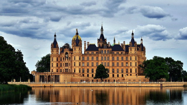 Neo gothic castle water trees free wallpaper for desktop - medium preview image