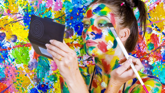 Colorful face painting mirror brush free wallpaper for desktop - medium preview image