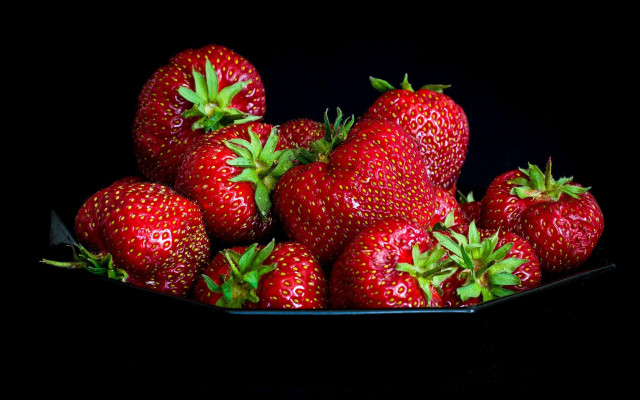 Strawberries bowl table black background free wallpaper for desktop - medium preview image