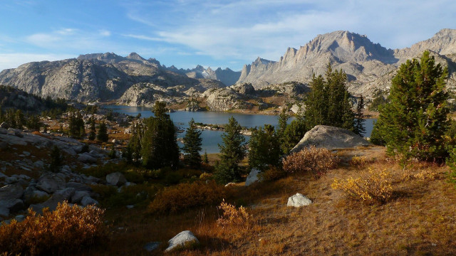 Lake mountains trees sunny day #5 free wallpaper for desktop - medium preview image
