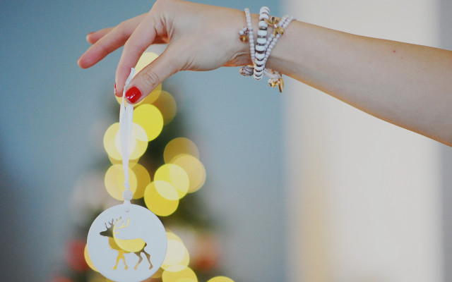 Christmas woman ornament tree lights free wallpaper for desktop - medium preview image