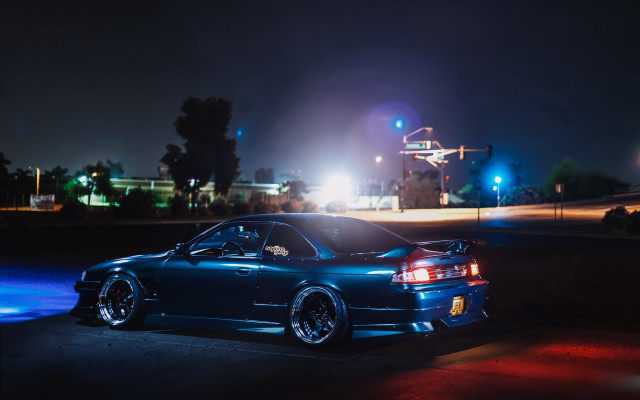 Hologram car night streetlight rimlights free wallpaper for desktop - medium preview image