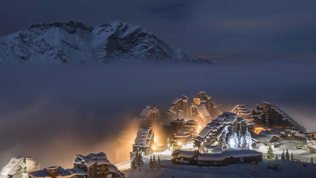 Snowy mountain town night foggy free wallpaper for desktop - medium preview image