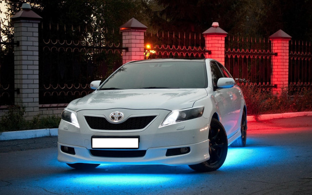 White car blue lights driveway free wallpaper for desktop - medium preview image