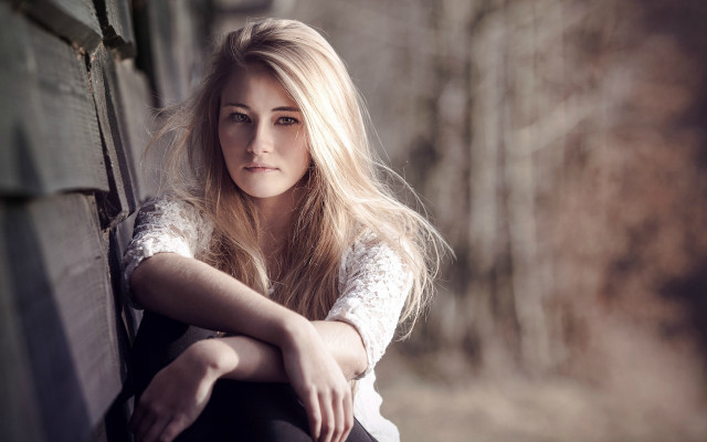 Woman portrait forest blonde serious free wallpaper for desktop - medium preview image