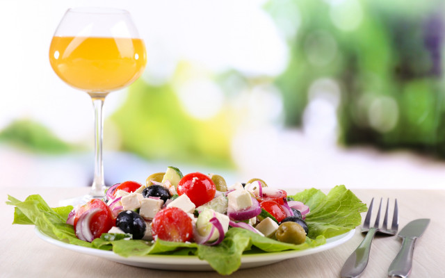 Salad wine plate fooder photography free wallpaper for desktop - medium preview image