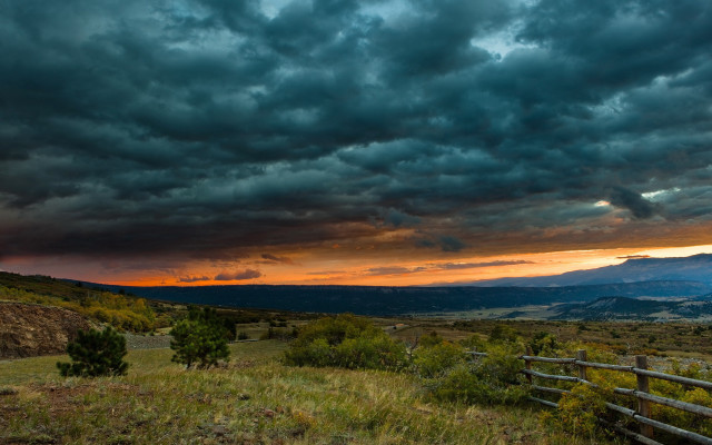 Field fence mountain clouds trees free wallpaper for desktop - medium preview image