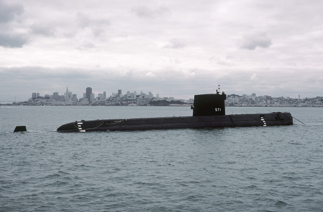 Submarine city skyline tugboat water free wallpaper for desktop - medium preview image