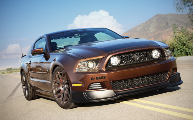 Brown mustang desert mountains digital free wallpaper for desktop - medium preview image