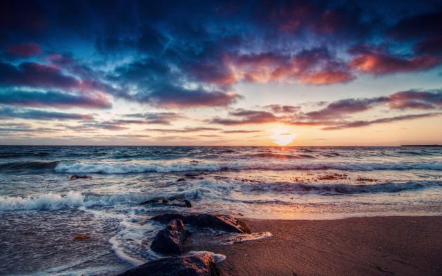 Sunset ocean waves beach dusk free wallpaper for desktop - medium preview image