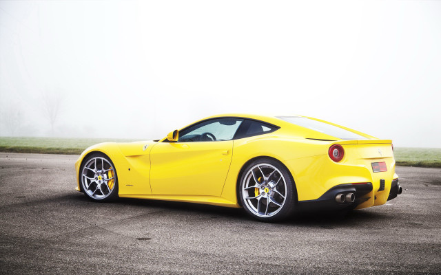 Yellow sports car fog parking free wallpaper for desktop - medium preview image