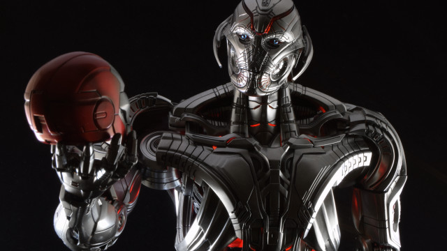 Robot helmet dark red light free wallpaper for desktop - medium preview image