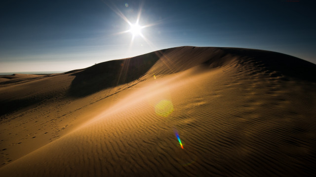 Desert sunshine dune mountain ocean free wallpaper for desktop - medium preview image