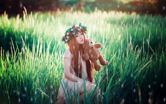 Woman teddy bear field wreath free wallpaper for desktop - medium preview image