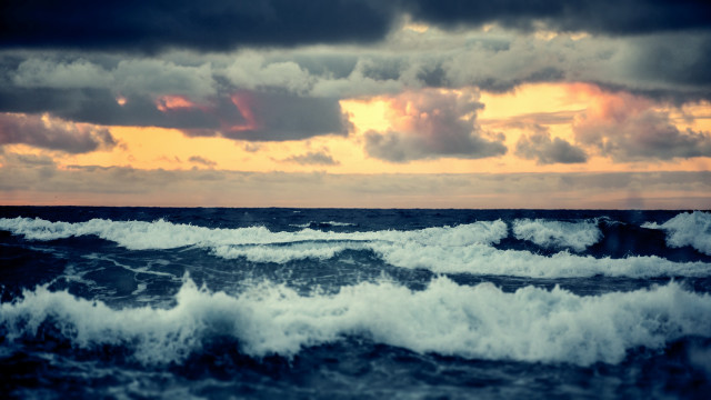 Sunset ocean waves cloudy sky #2 free wallpaper for desktop - medium preview image