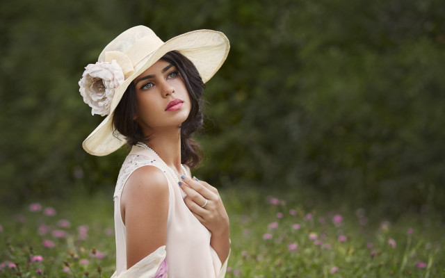 Woman white dress hat flower #2 free wallpaper for desktop - medium preview image