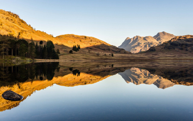 Mountain range lake trees sunset free wallpaper for desktop - medium preview image