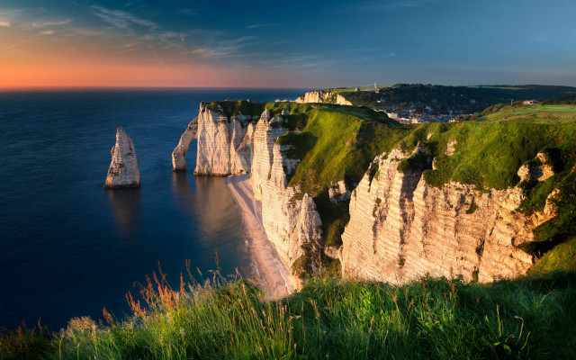 Cliffs sunset boat landscape nature free wallpaper for desktop - medium preview image