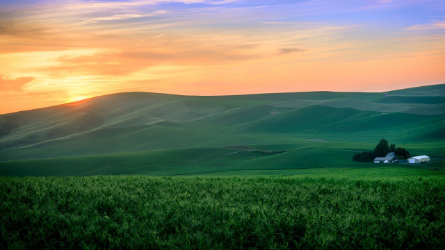 Green field house sunset clouds free wallpaper for desktop - medium preview image