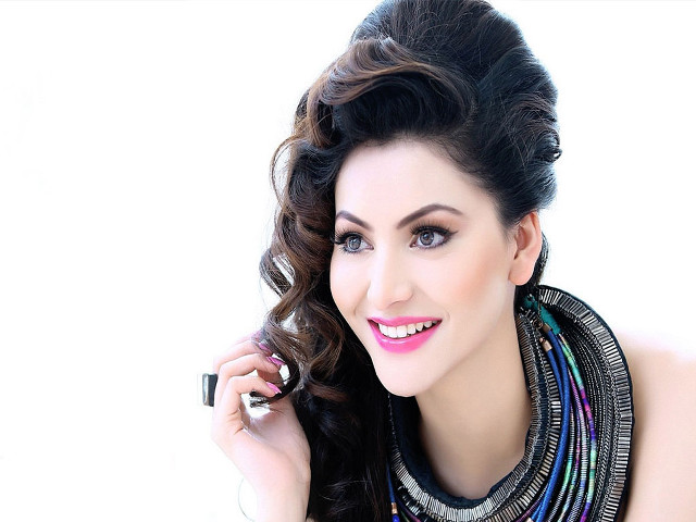 Woman necklace ring bun hair free wallpaper for desktop - medium preview image