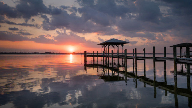 Pier gazebo sunset water clouds #2 free wallpaper for desktop - medium preview image