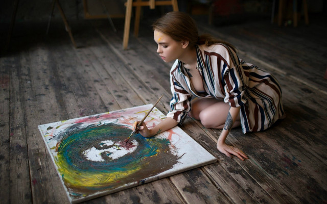 Woman painting art fine realistic free wallpaper for desktop - medium preview image