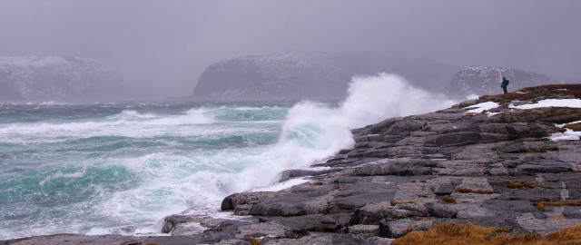 Cliff overlooking ocean wave mountain free wallpaper for desktop - medium preview image