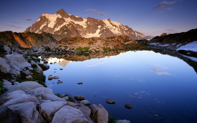 Mountain lake rocks boulders sunset free wallpaper for desktop - medium preview image