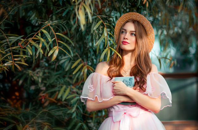 Pink dress hat coffee alice free wallpaper for desktop - medium preview image