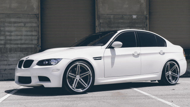 White car parking lot building #5 free wallpaper for desktop - medium preview image