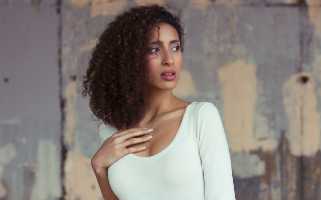 Harlem renaissance portrait blurry asian free wallpaper for desktop - medium preview image