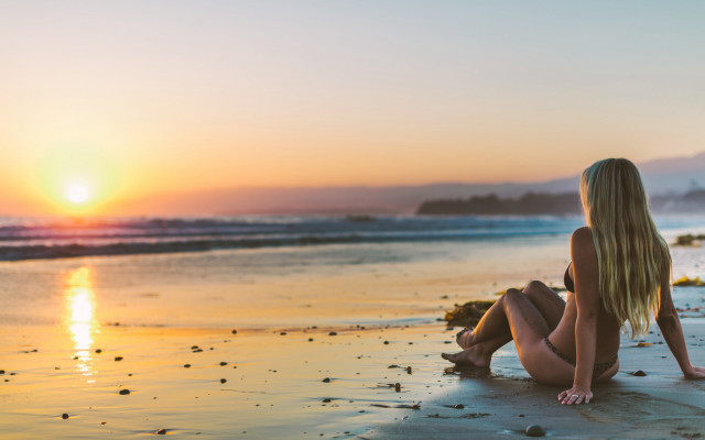 Beach sunset woman blonde hair free wallpaper for desktop - medium preview image