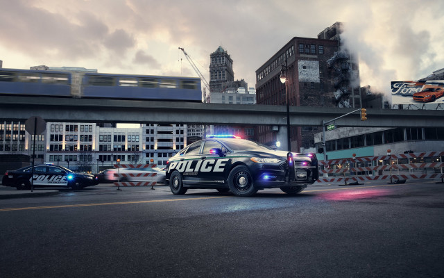 Police car city bridge train free wallpaper for desktop - medium preview image