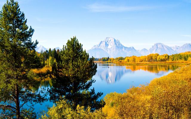 Lake mountains trees autumn sky free wallpaper for desktop - medium preview image