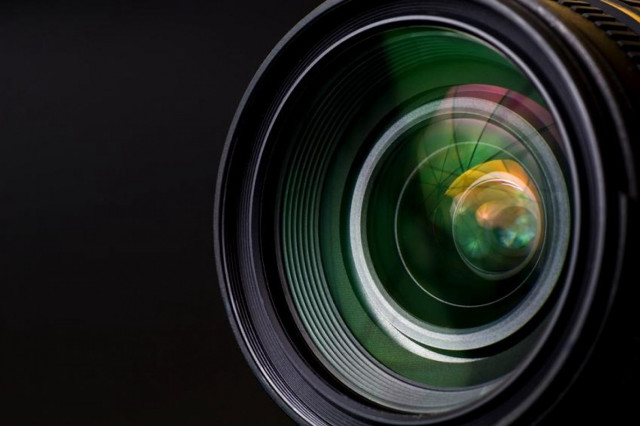 Camera lens blurry side video free wallpaper for desktop - medium preview image