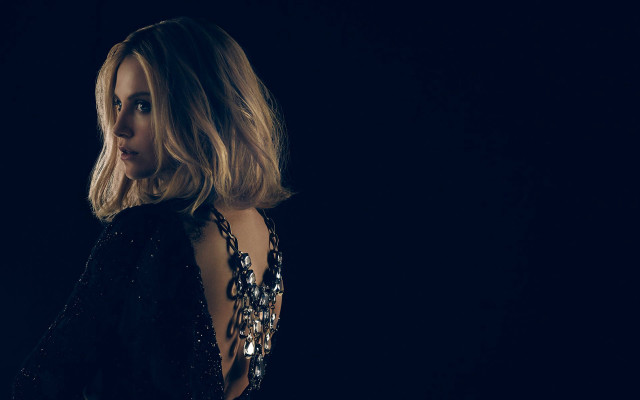 Black dress woman starry sky free wallpaper for desktop - medium preview image