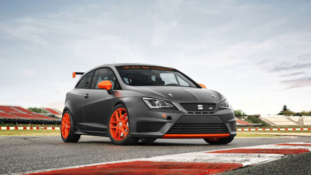 Grey car orange rims race free wallpaper for desktop - medium preview image