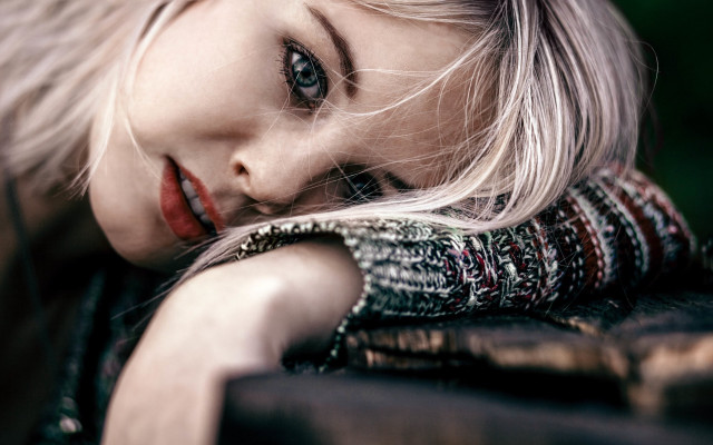 Blonde woman scarf portrait photorealistic free wallpaper for desktop - medium preview image