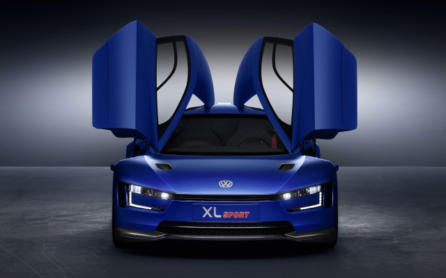 Blue sports car doors open free wallpaper for desktop - medium preview image