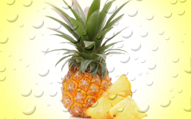 Pineapple sliced yellow waterdrops pattern free wallpaper for desktop - medium preview image