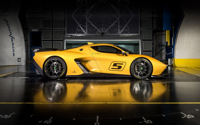 Yellow sports car garage clock free wallpaper for desktop - medium preview image