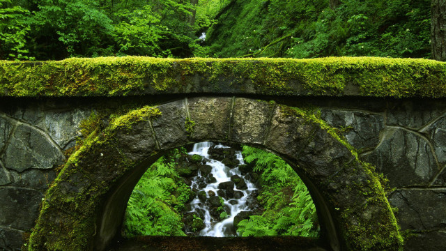 Stone arch waterfall mossy wall free wallpaper for desktop - medium preview image