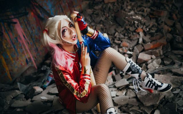 Woman cosplay rubble graffiti bat free wallpaper for desktop - medium preview image
